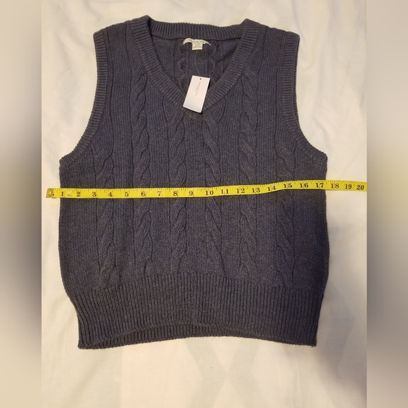 NWT American Eagle Sweater Vest Size M Color  Color Dark/Blue - Picture 3 of 6
